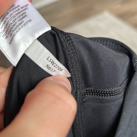 Lole Black Run Capri. - Picture 12 of 13